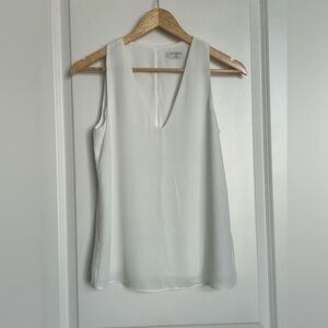 Babaton Top Aritzia V Neck Sleeveless Blouse Size XS